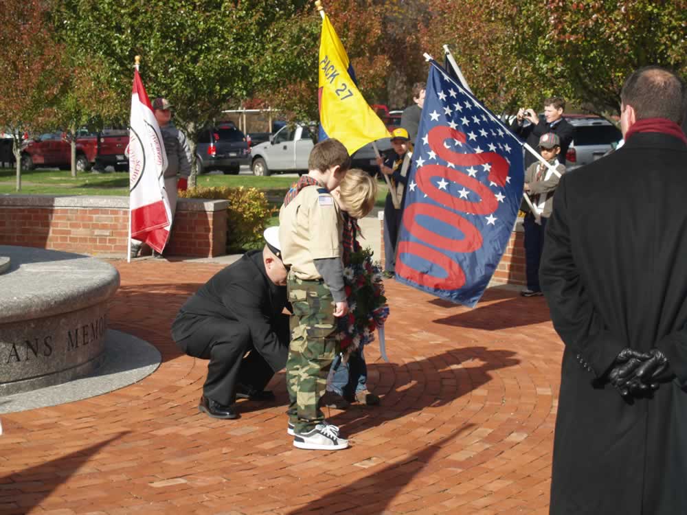 Boy Scouts assisted by CPO Keith Jermyn 3